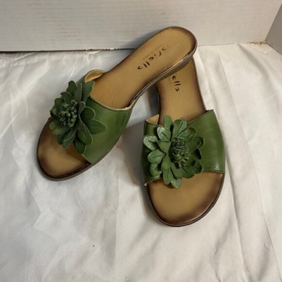 Mariella Made in Italy Flower women's leather Sandals in Green, size 8M - Picture 6 of 6